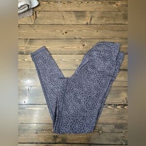 BuffBunny Gray Cross Over Floral-Print Leggings Size Medium